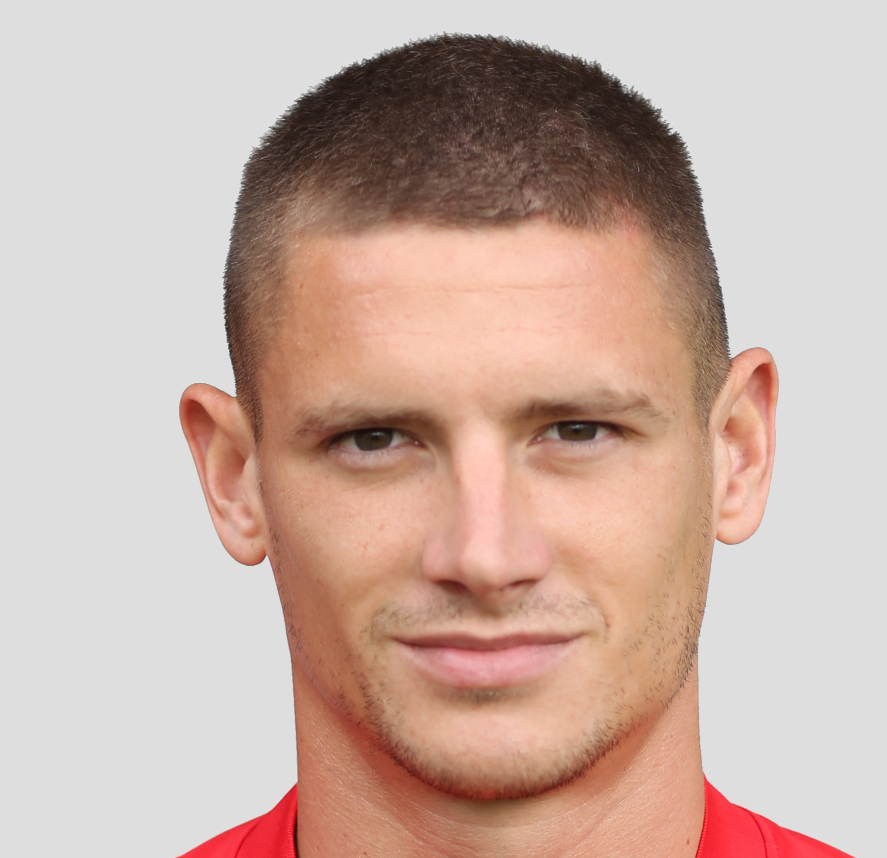 https://img.long-sun.com/img/football/player/b4e4329b846a355a66f3e83626b2a86a.jpg